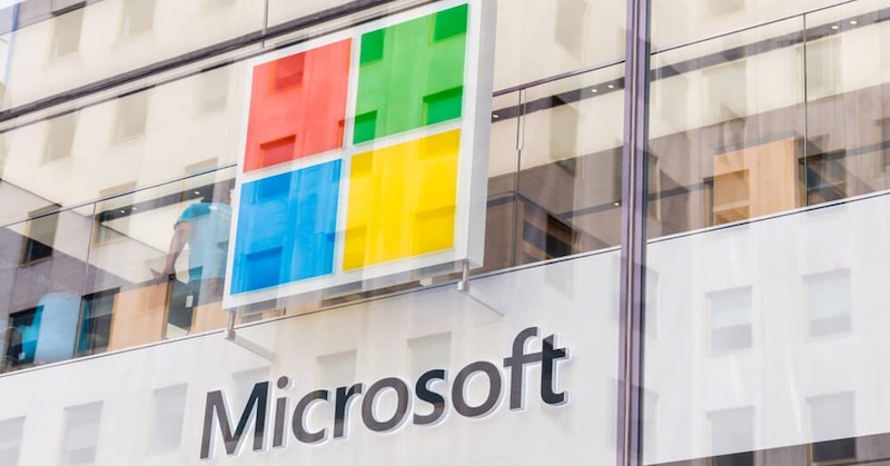 Gatesov Microsoft s priateľmi chcú zničiť internetové súkromie