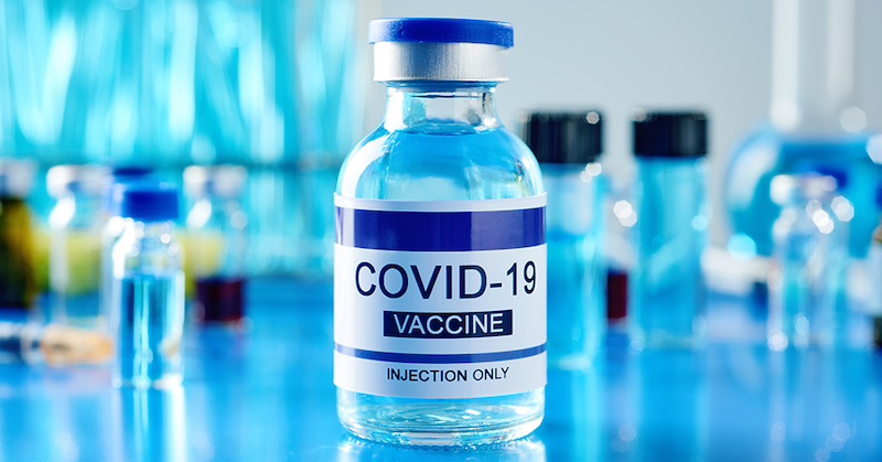 Popredný japonský onkológ tvrdí, že vakcíny proti Covid-19 sú „v podstate vražda“